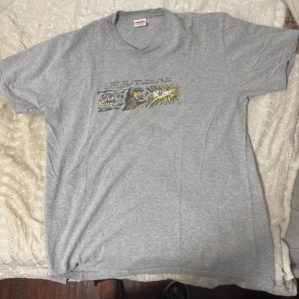 Supreme Gray Short Sleeve Tee with Graphic Design